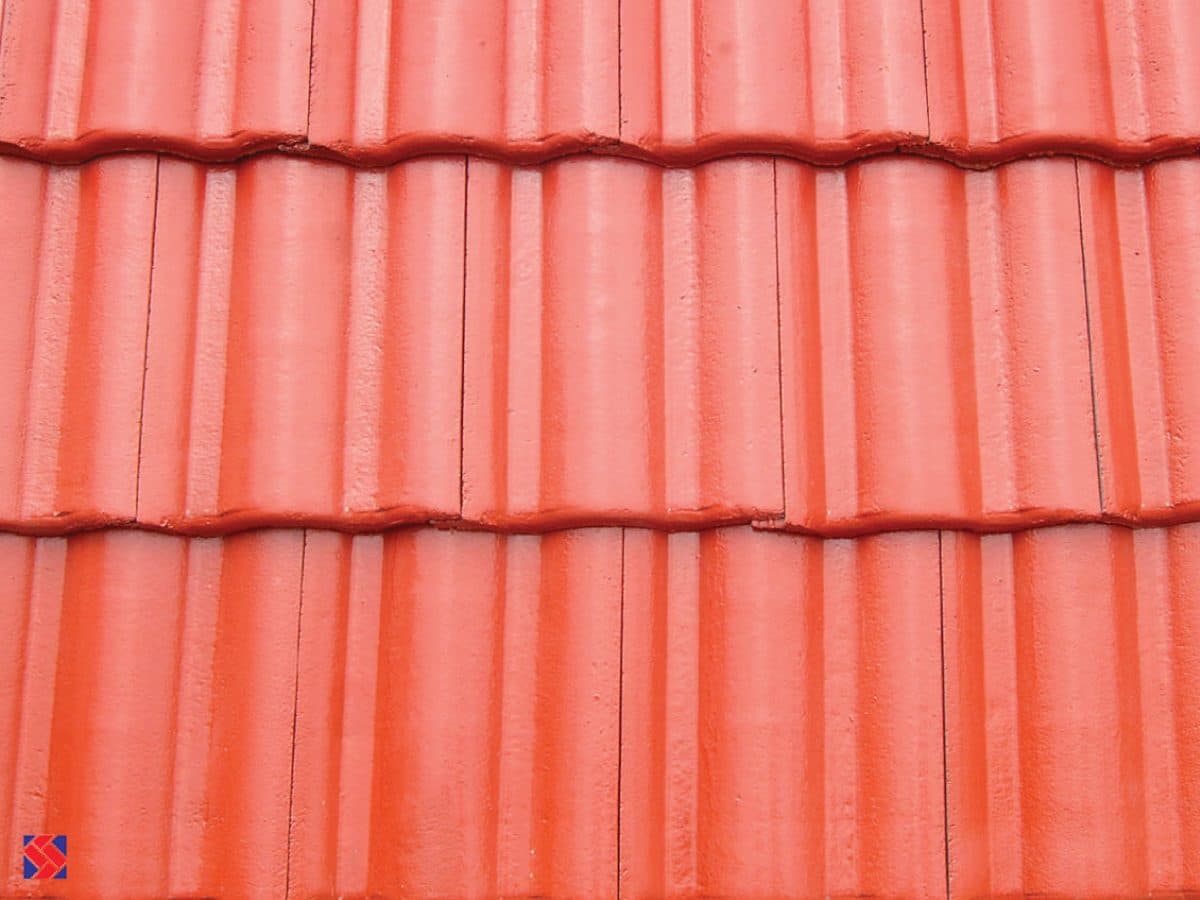 Red concrete roof tile